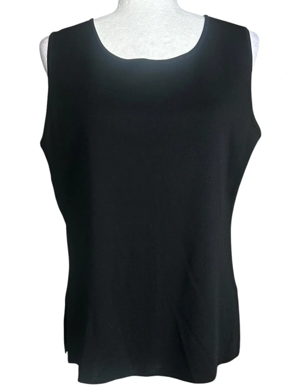 Misook Knit Double Scoop Neck Sleeveless Tank Med Elevated Basic Quiet Luxury - Picture 2 of 7